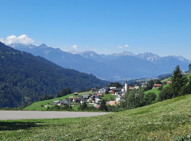 BERGaktiv geführte Wanderung am Lawinenweg Blons - Leusorgweg